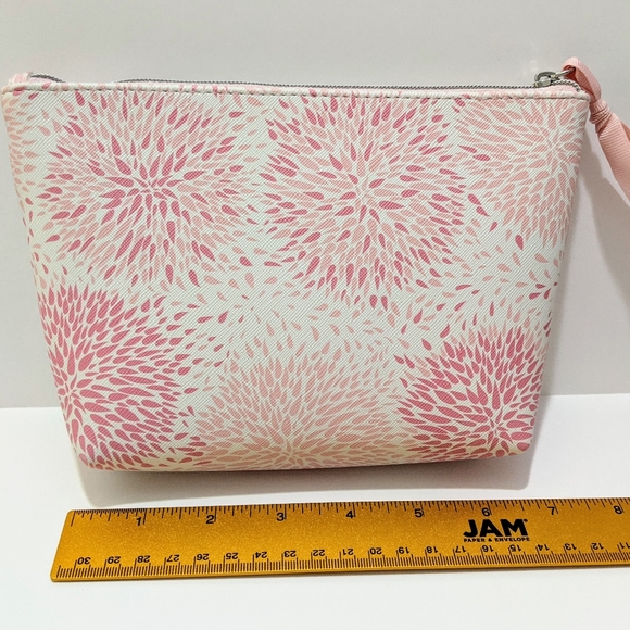 NWOT Ulta Tapered Pink and White Cosmetic Bag - Picture 5 of 6